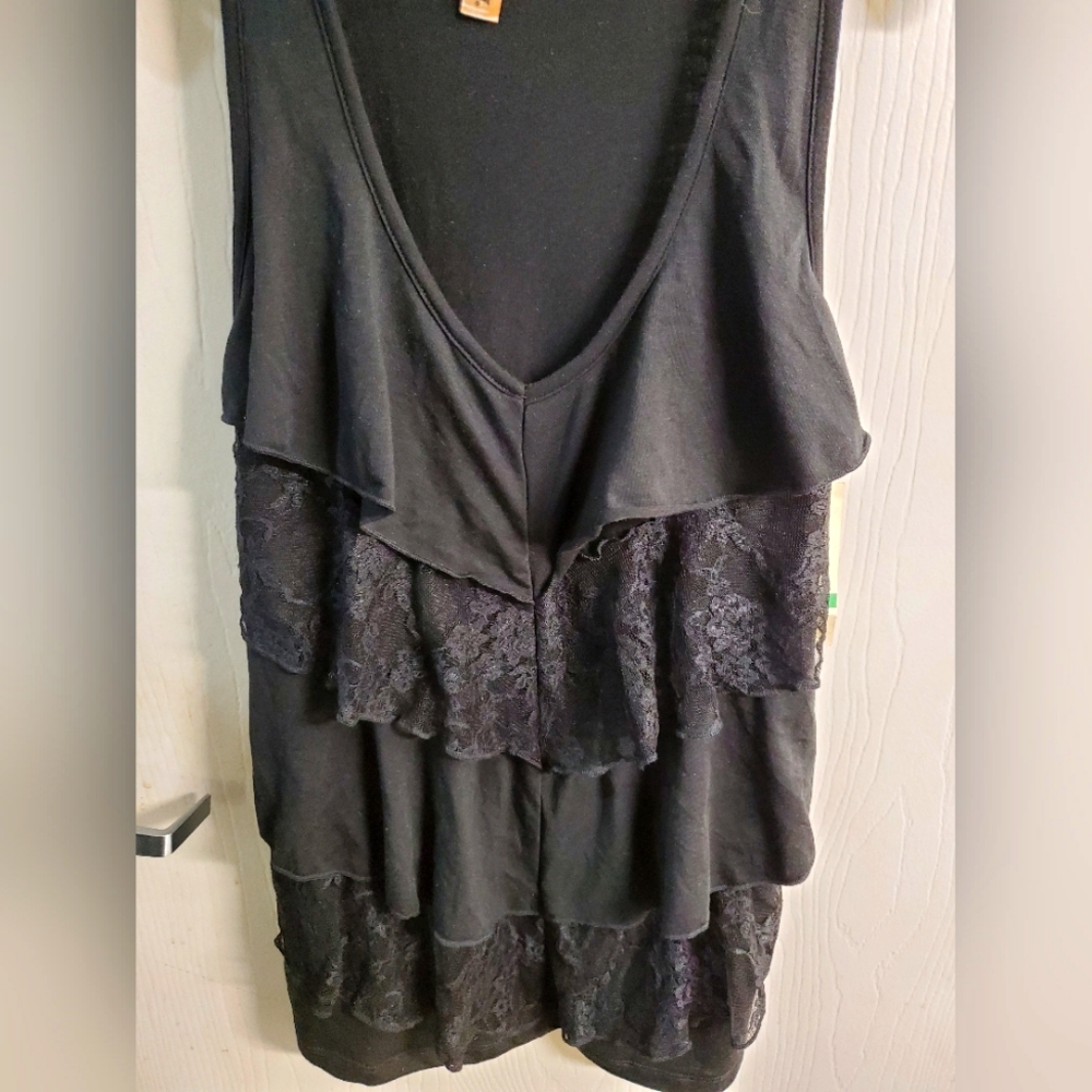 Eyeshadow Women's Black Ruffled Tiered Tank